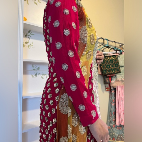 Beautiful desi 4 piece dress. Lightly worn, bright colors. Medium to small size. - Picture 8 of 8